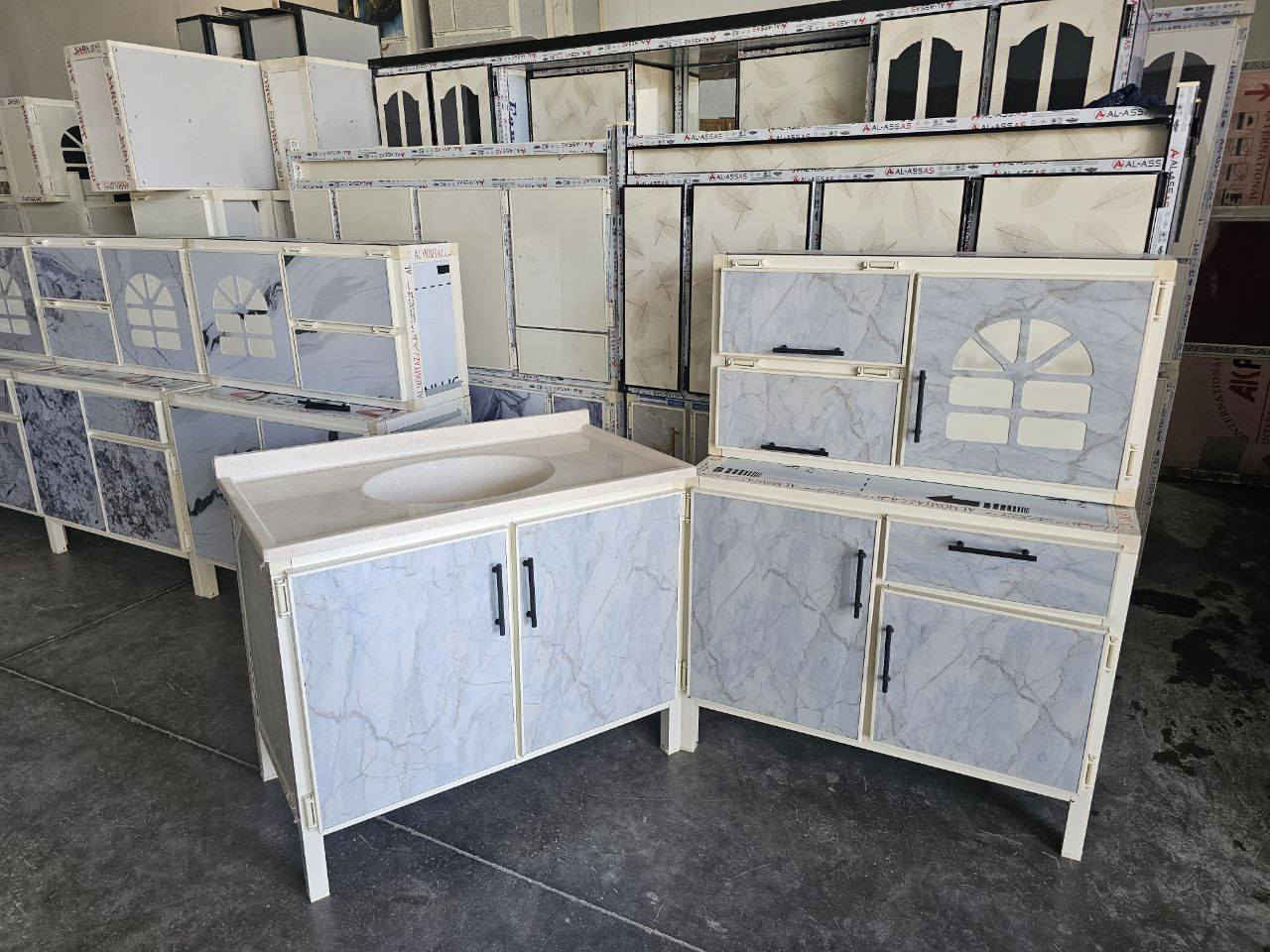 كاونتر ارضي وملحق متر مع سنك متر  مرمر
كاونتر متر وملحق مع سنك متر

 السعر 180 الف 

التوصيل 🚚🚚
بغداد داخل  مجاني

15 /اطراف  بغداد 

15//رمادي +فلوجه + كربلاء +بابل

25// مركز واسط  
50//أطراف واسط
25 /الديوانيه +النجف
35//ديالى
35/ السماوه+  الناصريه+  العماره + البصره


**إذا كنت صاحب هذا الإعلان وتريد حذفه لأي سبب، رجاءا أرسل رسالة إلى الدعم الفني**