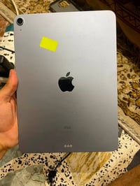 ايباد اير • فور جي • ذاكره ٦٤