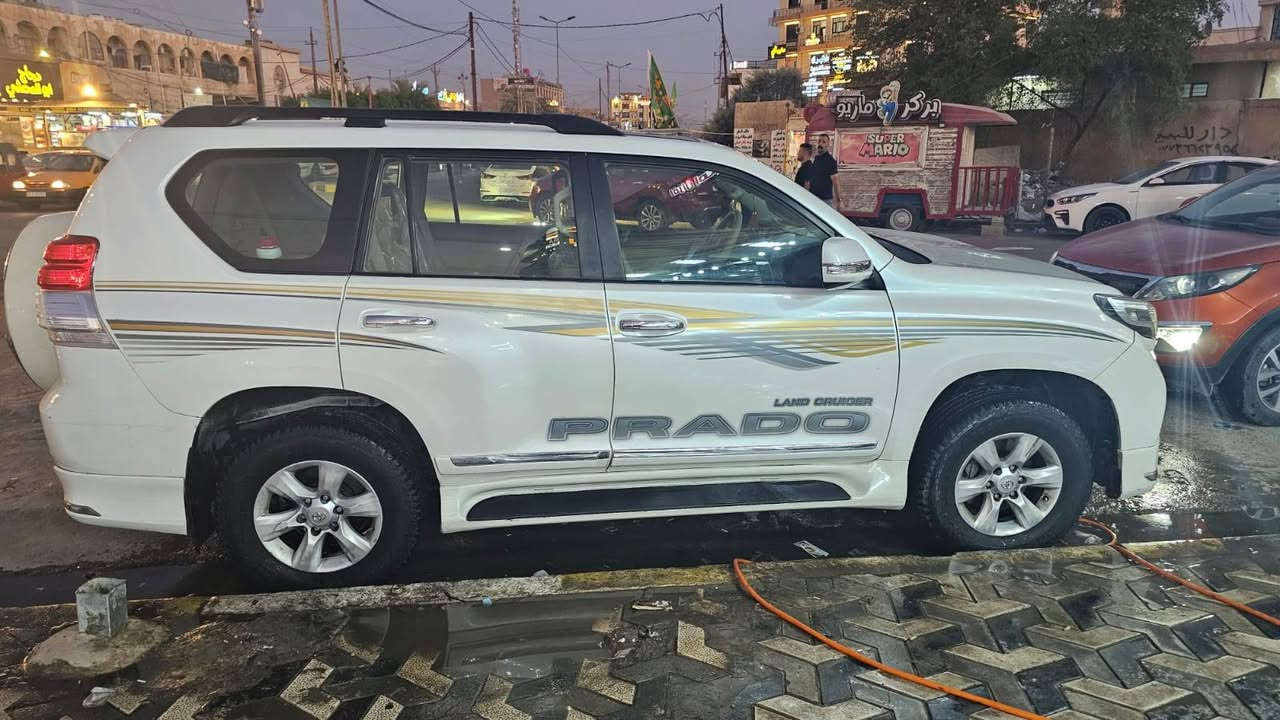 السلام عليكم للبيع سياره برادو مافيها ضرر رقم بغداد السعر دفترين ونص وبي مجال للاستفسار الرقم ***********
