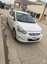 اكسنت • ٢٠١٣ • نجف