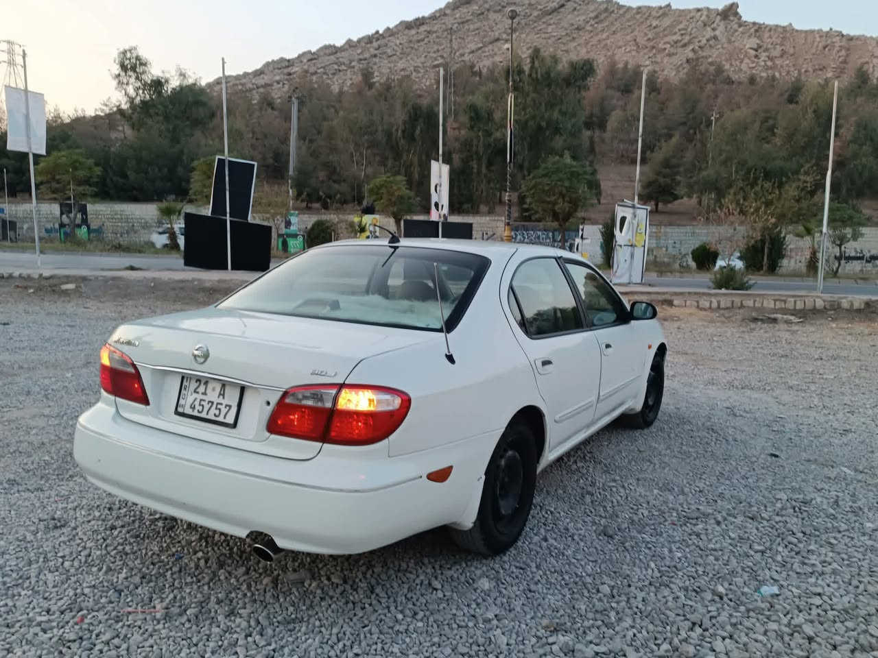 سەرەتا بەناوی خودای گەورە
نیسان ماکزیما مۆدێل ٢٠٠٢ حەجم مەکینە ٣٠٠٠ سەنەوی و وەکالە بەناو کردن بەشەرت هەزەی نوێیە گێڕو مەکینە سەرفوو بوغار بەشەرت بەشەرت 
سەیارەکە 2ساڵ زیاترە لای یەک شەخسە 
بۆزانیاری زیاتر تێل بکە بۆ خاوەنەکەی 
 ***********
ئەدمین 🤍❤️🖤
