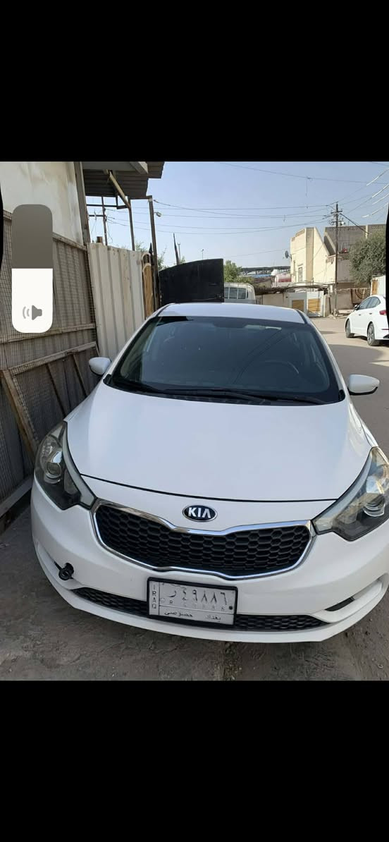 سلام عليكم شباب سيراتو
مديل 14 خليجي  ب اسمي مداور ثاني يوم 
ماشيه 190 حقيقي سياره كير مكينه تبريد صدر  جاهزه من كلشي السياره بيه صبغ بنيد بدون دواخل وبارد خشم جاملغ وباب خلفي عكس سايق ربع صبغ وباقي كله مكفول 
السعر المطلوب 118 بيه مجال مكاني بغداد طوبجي
***********
