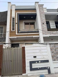 بيت للبيع الشعب خلف مكوئ الخضراء المساحة 75  الواجهة 3.75  النزال.   2...