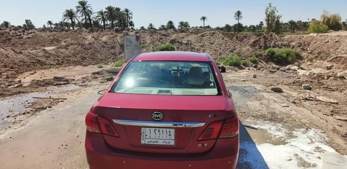 سيارةBYD 2014 طخه بجاملغ الامامي مثل ما وضح بصوره وباقي كفاله تشغيل بصمه تحكم استيرن كامره شاشه فتحه حساس محوره كير وعقل ومكينه كورلا 1800  داخل بيجي كشنات جلد امتياز كورلا بيها خيط بخار 
السعر 63 وبي مجال
للتواصل: ***********
