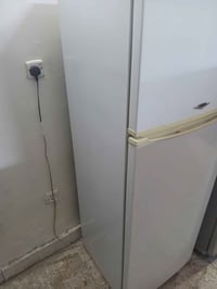 ثلاجة فستل • ١٦ قدم • نظيفة
