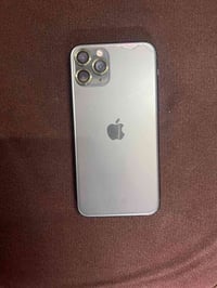 ايفون 11 برو مبدل شاشه وبطاريه اصليه سعر 250 مكاني بغداد رقم 077105477...