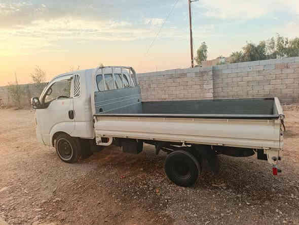 السلام عليكم 
كيا حمل 2014 سنوية ورقم جديد 
تخم تاير صدر جديد بيه صبغ شبرين باب السائق فقط 
الباقي كفاله 
مكان ديالى مندلي 
السعر 105 وبي مجال بسيط 
***********
***********
