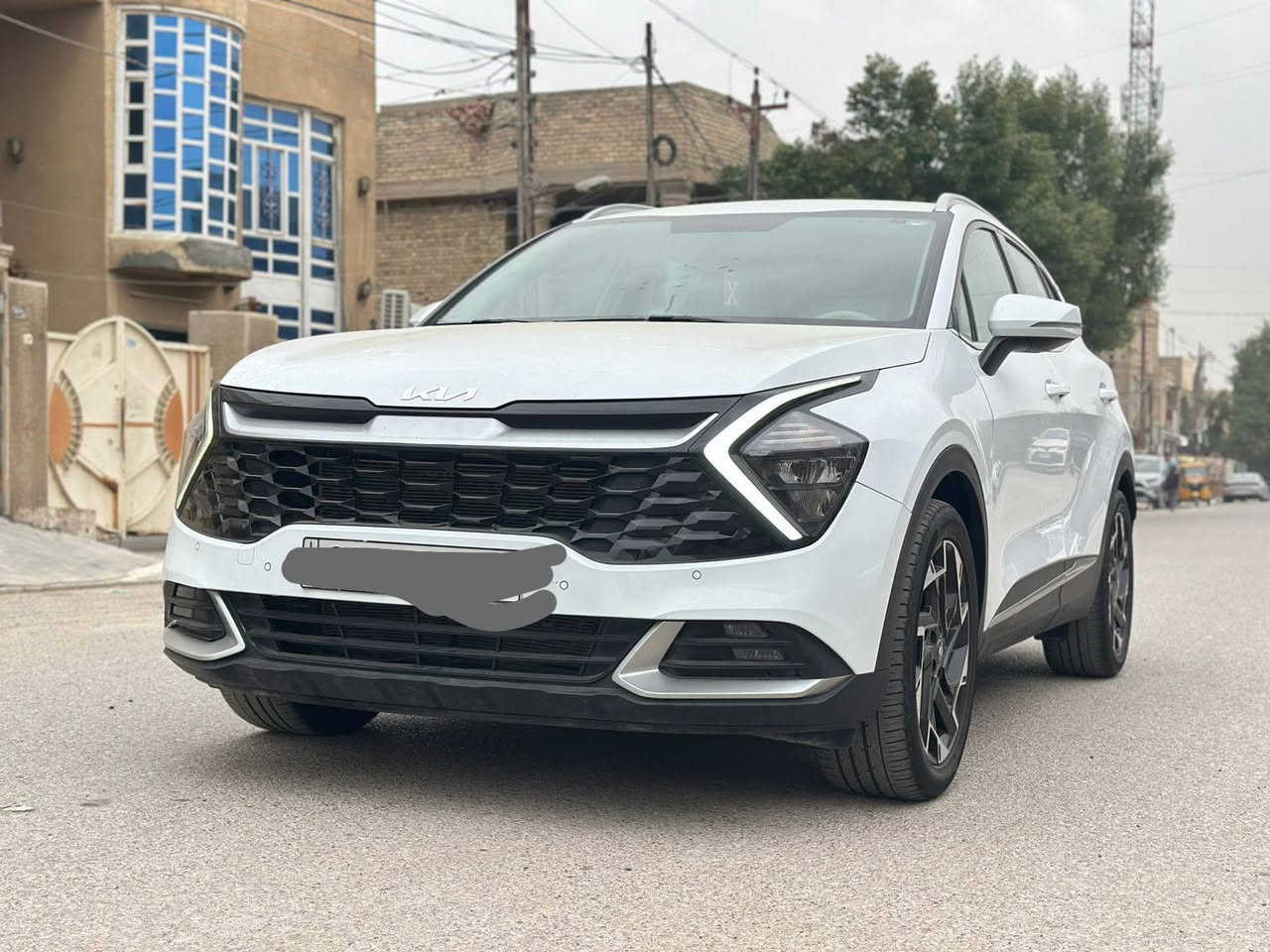 السلام عليكم
تحيه طيبه 🤍

كيا سبورتج 2023 خليجي رقم اربيل 

كفاله عامه من الصبغ والتبديل ع وضع الشركة 

داخل بيجي 

بصمه 

حساسات امامي وخلفي 

سايد بريك بصمه  

قطعتين تبريد 

شحن واير ليس 

مري شفط 

السونار مرفق ويه المنشور وبي كل التفاصيل 

وبعد بيها هواي موصفات 

السياره جديدة بوضع الشركة 💯 بسمي  تحويل ثاني يوم 

السعر  215 وبي مجال للشراي   

العنوان / بغداد / الكرخ
