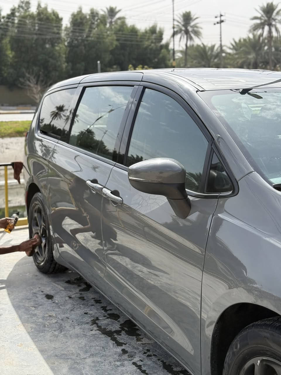 يا الله

سلام عليكم
للبيع او مراوس 

كرايسلر باسيفيكا هايبرد  S 2023 🔥
كلين كلين بدون قطرة صبغ 

📍 الموقع: كربلاء 

✨ المواصفات:

🔹 تشغيل بصمة + تشغيل عن بعد

🔹التبريد 3 قطع منفصل

🔹 كشنات كهرباء

🔹 بيبان كهرباء + الجنطة كهرباء

🔹 شاشة + كاميرا خلفية

🔹 إنارة LED أمامية + بك لايت LED

🔹 داخل جلد فخم

🔹 رادار أمامي + نظام تحديد المسار

🔹شاشات داخلية 

🔹الرقم بغداد بأسمي 

✅ السياره جديدة كلين بيها فقط بارد بالجاملغ الأمامي 
وبداية البنيد بدون صبغ السيارة 

رقم الشاصي 2C4RC1L79PR501482

📏 ماشية: 29

السعر :260  وبيها مجال بسيط


**إذا كنت صاحب هذا الإعلان وتريد حذفه لأي سبب، رجاءا أرسل رسالة إلى الدعم الفني**