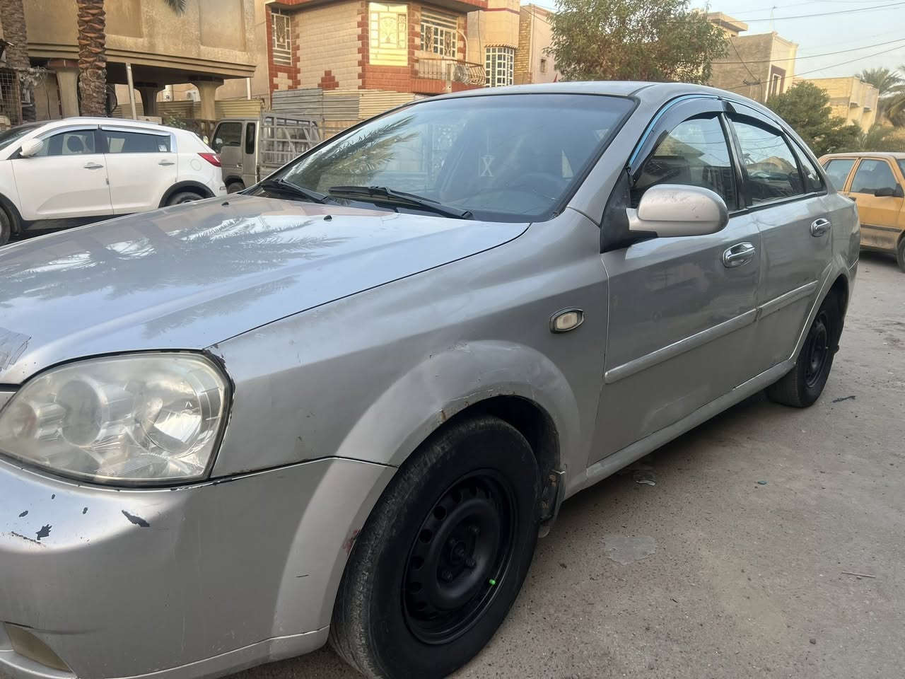 السلام عليكم دايو لاستي موديل ٢٠٠٧ للبيع اوامراوس السياره جاهزه كير ومكينه مكفولات صدر جديد تبريد ثلج سنتر لوك ريمونت كهربائيات كلها شغاله السياره جاهزة من كلشي السعر ٥٥ وبيها مجال مكان بغداد الحريه للاتصال ***********
