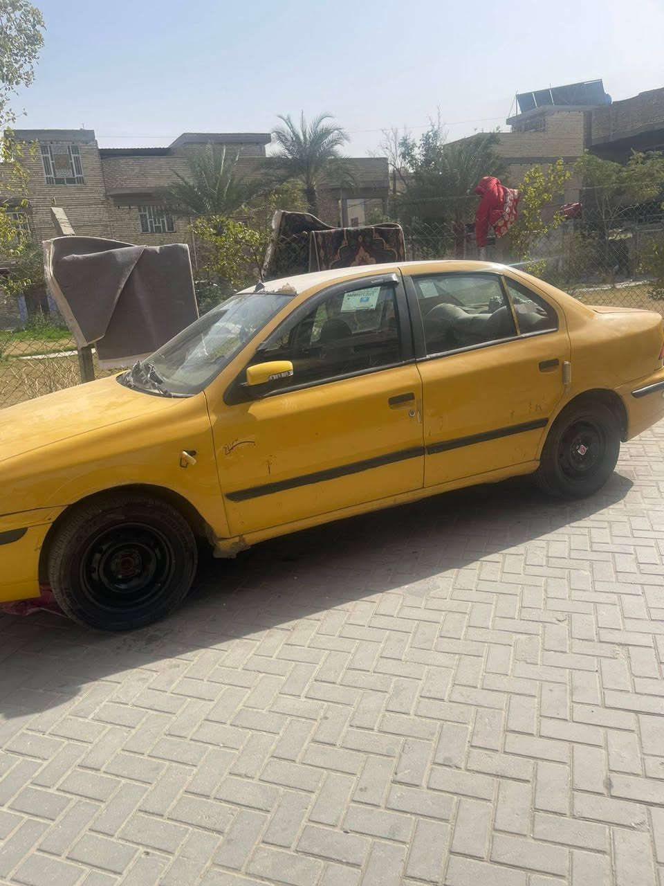 سمند2012 خير من الله مكينه وكير وحداديه وتخم تاير كهربائيه كله شغاله وبيه منضومه مال غاز مابيه نقص هيئه غرامه مصفره وهزه جديده ***********
