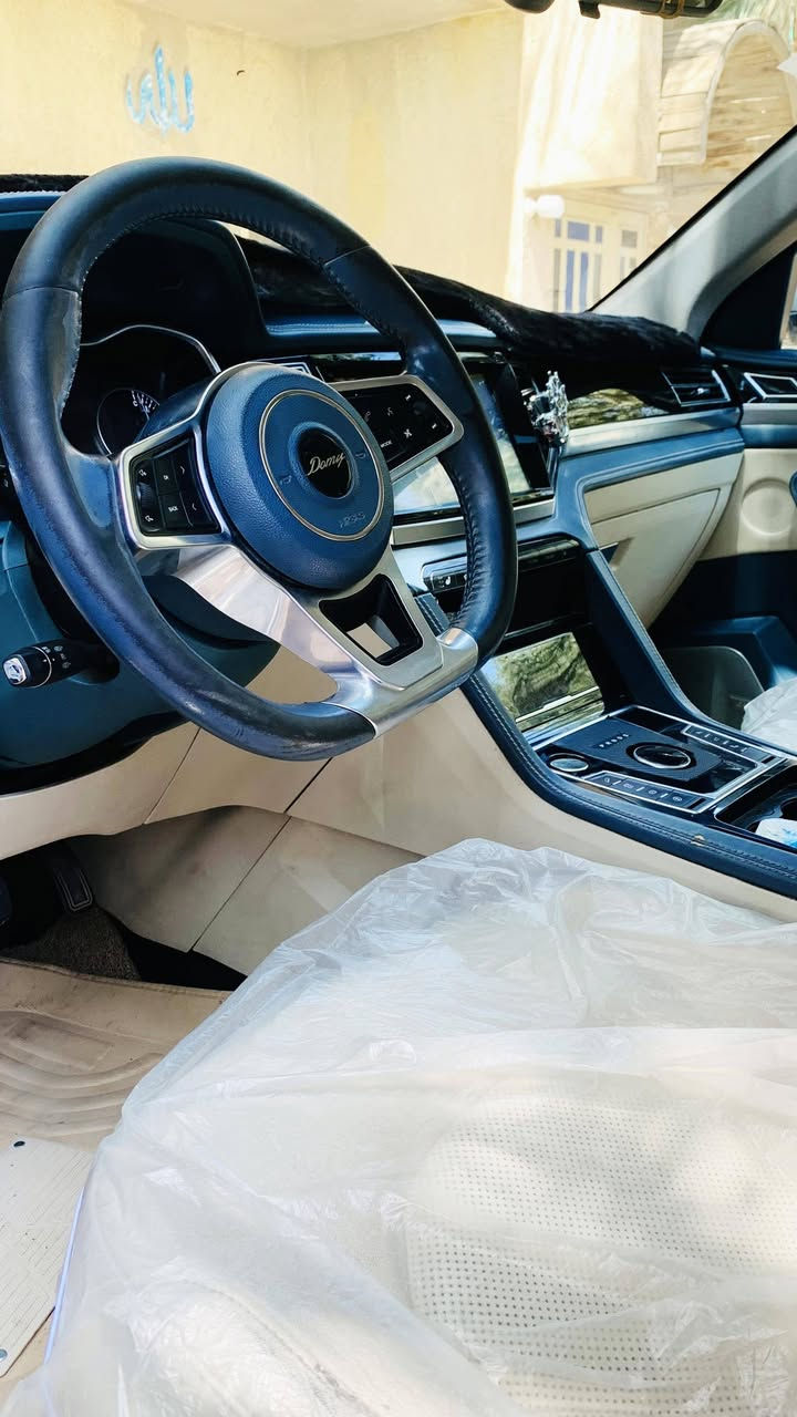 دومي X7 موديل 2019

سياره كفاله  فقط بارد بسيط جاملغ خلفي 

سياره فول مواصفات 

محرك 2000 تيربو 

سياره 7 راكب 

كير ومحرك ياباني بلادي شركة 

تبريد قطعتين ثلج ❄️ 

دواخل جلد نضيفة مال شركة 

السعر 95 وبي مجال 

ت / ***********
