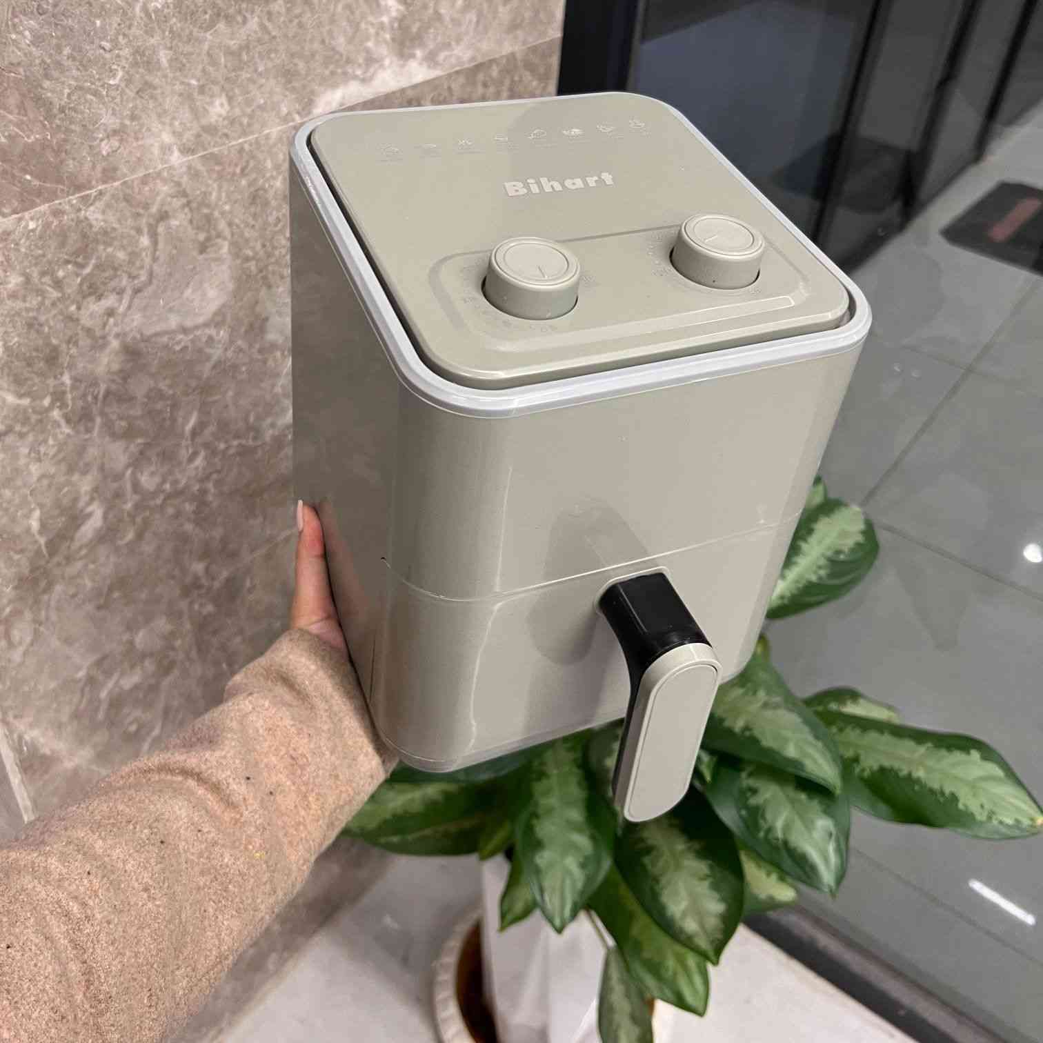 للبيع قلاية هوائية جديد غير مستخدم السعر  30


**إذا كنت صاحب هذا الإعلان وتريد حذفه لأي سبب، رجاءا أرسل رسالة إلى الدعم الفني**