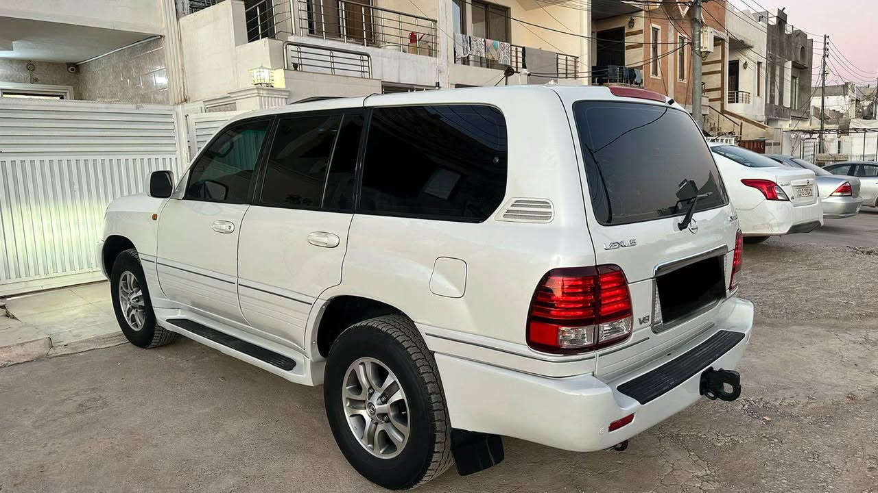 📞***********
نرخی ۱۲۸ گەڵا و مەجال 💵
ليگزس ،  مۆدێل ۲٠٠٦ ، دوبەی ساغ📦✅
گێڕ و مەکينە بەشەرت كارەبايی بەشەرت .
دەعم و لێدراوی نيە تەنها سێ پارچەی پەمپە.
سەيارەيەکی جوان و پاکە بێ مەسروفە.
نرخی ۱۲۸ وەرەقە و مەجال💰💵
ناونيشان : هەولێر 📍 كويسينجاك, أربيل
