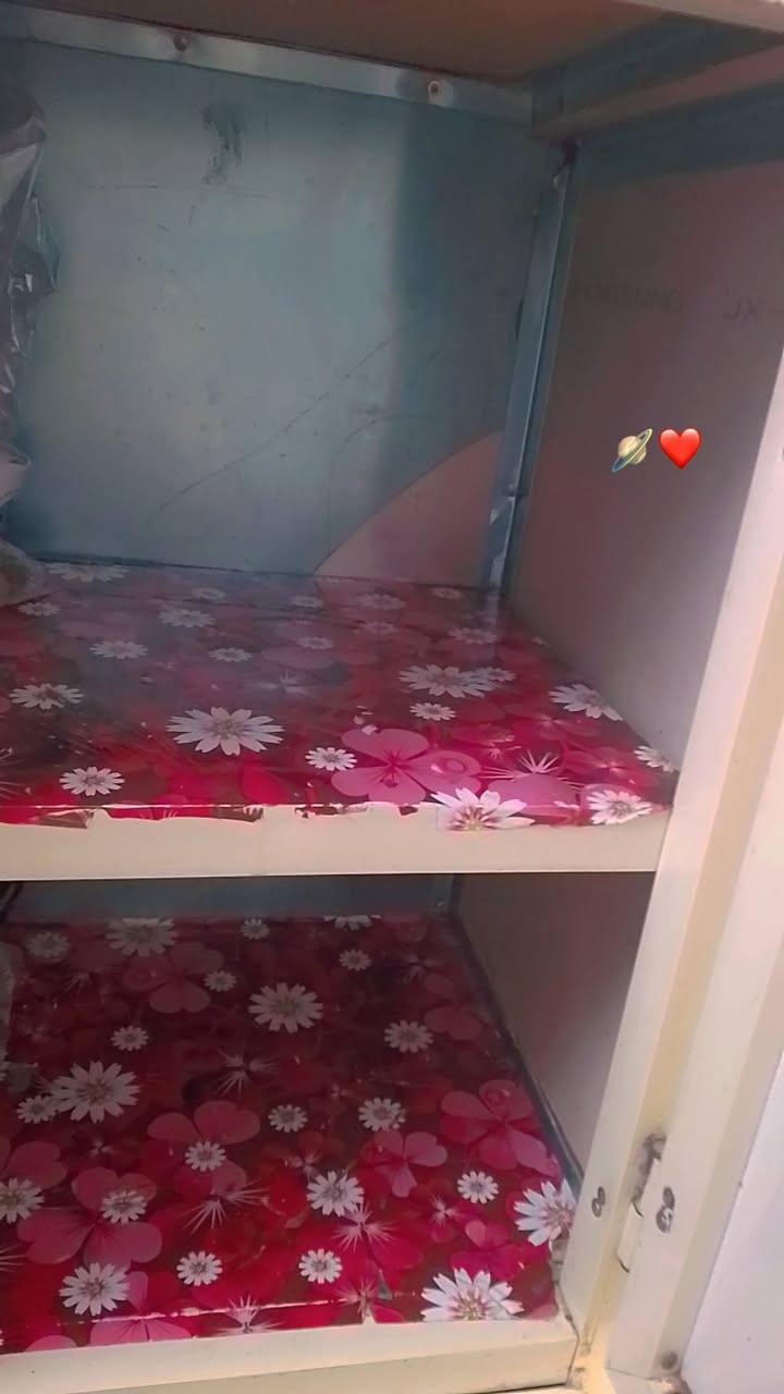 كاونتر مترين ونص السعر 400وبي مجال بس ضرر الجراره يرادلهه براغي  والبيبان مال سنك شويه  طايح صبغ


**إذا كنت صاحب هذا الإعلان وتريد حذفه لأي سبب، رجاءا أرسل رسالة إلى الدعم الفني**