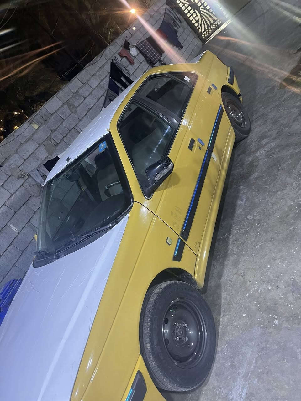 بيجو بارص 2015سياره جاهزه ما ناقصهه شي السياره عليهه منضومه غاز كير مكينه كفاله  بيهه هلالات خلفيه صبغ والبنيد طاير بس باقي السياره بلاديه ونضيفه ما بيهه لا صبغ ولا ضربه 
مكان السياره بغداد البوعيثه 
ما متواجد ع فيس 
رقم/***********
السعر 39وبيهه مجال بسيط للشراي
