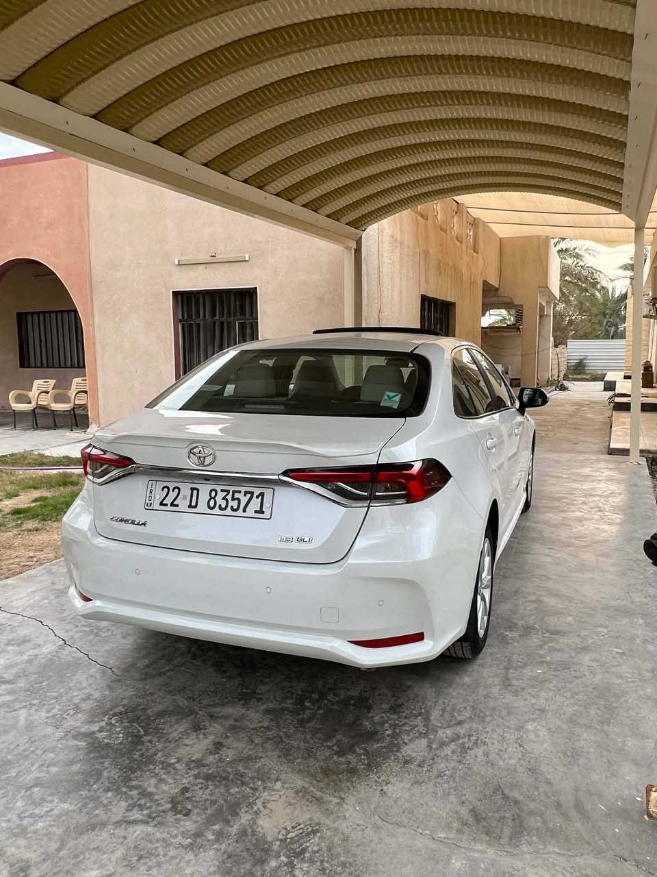 السلام عليكم
للبيع تويوتا كورلا خليجي SAS ام الضمان 
رقم اربيل مكفوله كفاله عامه ماشيه 68 
السياره جديده وعلى ايدي (استعمال شخصي) كلشي بيها على وضع الشركه 
فوول مواصفات 
فتحه 
بصمه تشغل + ابواب
دخول ذكي 
ترحيب 
حساسات امامي + خلفي 
كامره دواره
اندرويد اوتو 
ابل كار بلي
السعر  : 178 ورقه وبيها مجال 
مكان السياره بغداد العامرية 
للاستفسار : ***********
