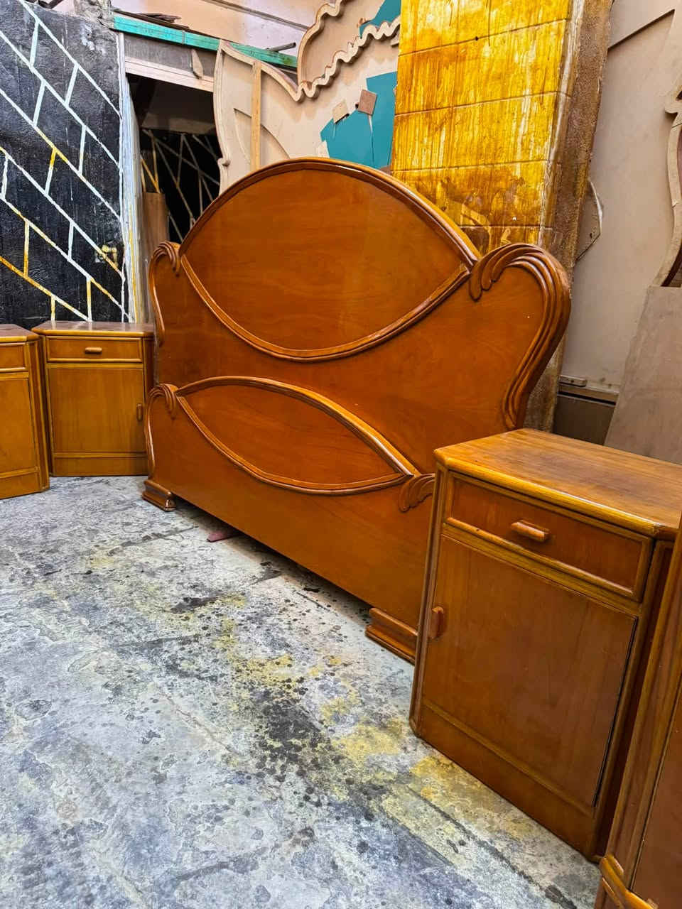 معرض السجاد للأثاث
غرفه ٦ باب مستخدمه داخل خارج صاج ٥ ملم  دزاين كلاسك شغل درجه اولى للحجز والاستفسار الاتصال او واتساب/***********☎️
