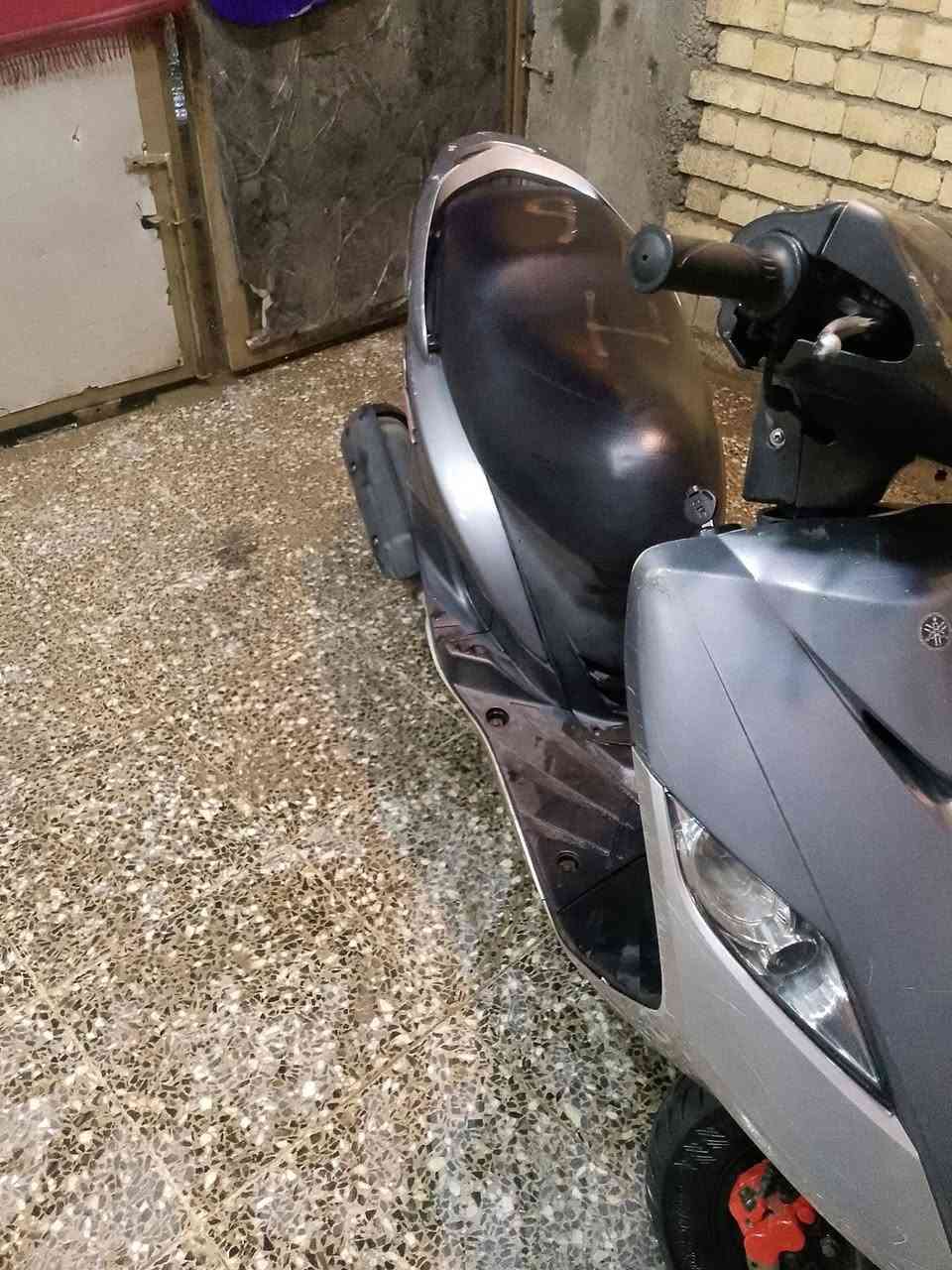 عندي ثعلب 140 كفالة عامه جديده مال حاويه ورق كامل مال معراض مكاني بغداد ***********5
