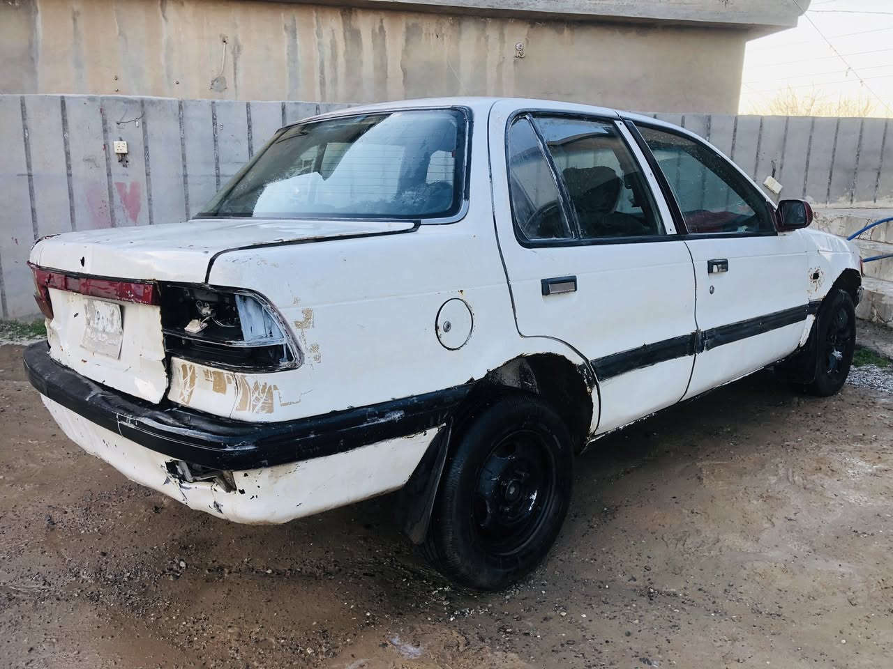 للبيع: ميستبوشي (Mitsubishi) 
لأصحاب الأهتمتم بلسيارات الاعتمادية، السيارة جاهزة وما تحتاج اي شي
المواصفات الأساسية:
• اللون: أبيض (نوعاً ما نضيف).
• المحرك: بحالة ممتازة (بشرط الفحص).
• الكير: شغال 100% (بشرط الفحص).
• الحالة الفنية: السيارة نقص برغي ما بيها، أدق التفاصيل شغالة وصدرها جديد.
المميزات:
✅ مسجل شغال هم.
✅ داخلية نظيفة نوعاً ما .
✅ السيارة جاهزة للعمل اليومي بدون أي تعب.
للأستفسار 
***********
