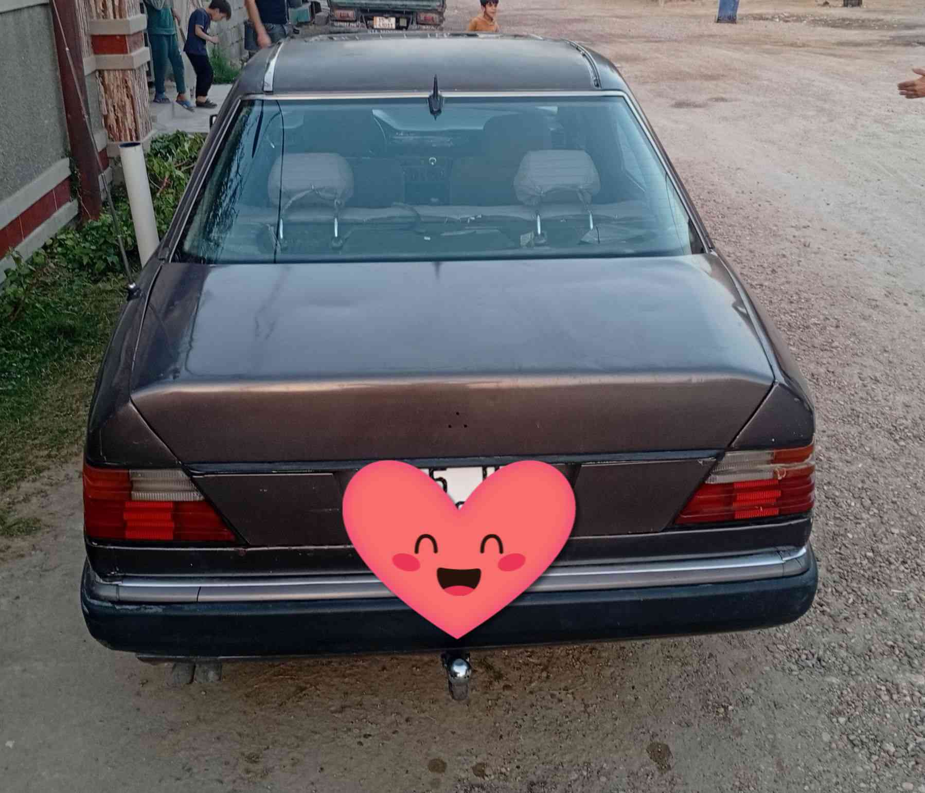 مارسدس للبيع موديل 92
محرك وكير بطه
محرك جديد مال كصه 
رقم انبار 
رقم انكليزي 
سنويه جديه لسنه2030
السعر 40 ورقه وبيها مجال
للاستفسار الاتصال على الارقام التاليه
***********
***********
