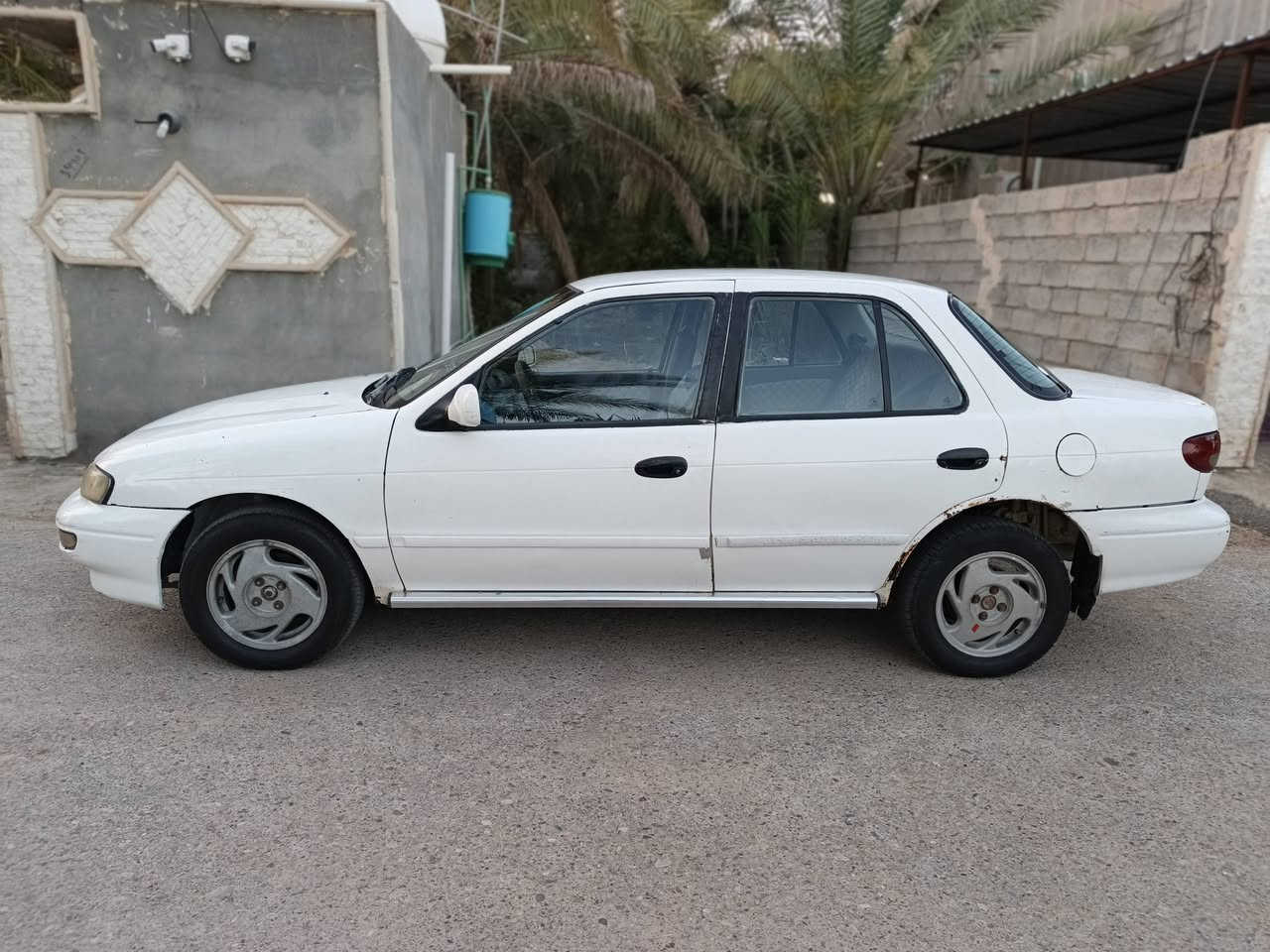 السلام عليكم
سياره كيا سيفيه موديل 1994
رقم بغداد بأسمي كير مكينه مكفولات 
السعر 36وبيها مجال مكان ديالى الخالص 
رقمي ‏‪***********‬‏
