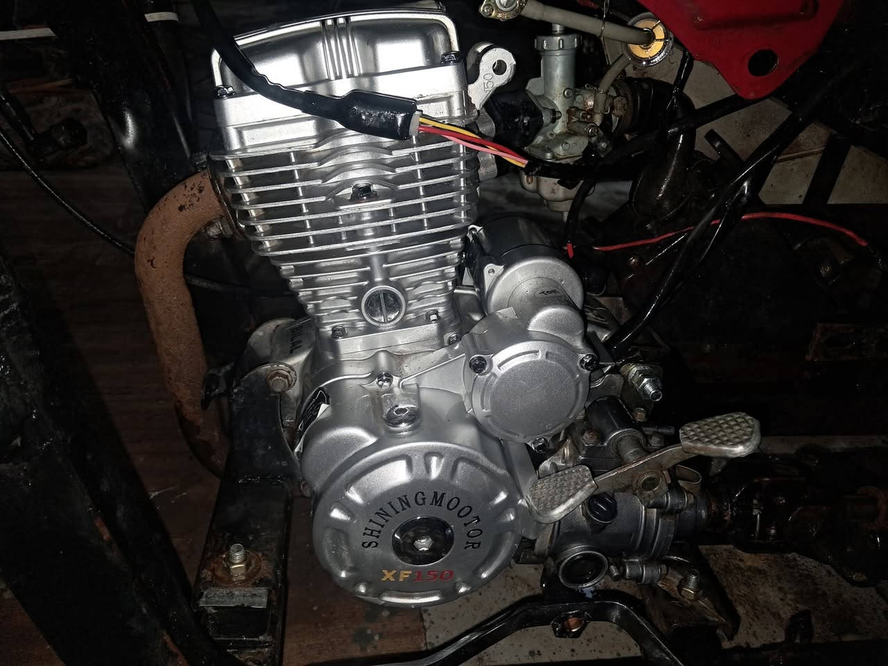 ستوته دايون 16اوراق الستوته نضيفه مثل مشوف
محرك 26 الستوته نضيفه كلش معايزه كلشي ***********
