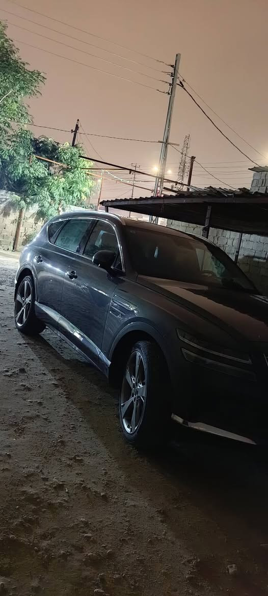 السلام عليكم جنسز موديل 2022السياره كير محرك مكفول  السياره كفالة فقط البنيد امبدل فقط  السياره فول مواصفات السعر 300ورقه أو بها مجال عنوان كربلاء قنطرة السلام رقم الهاتف ***********
