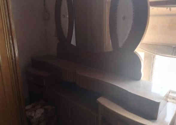 السلام عليكم غرفه للبيع عراقي تسگام السعر مليونين ونص قفل مليونين للتواصل *********** المکان النجف حي المیلاد
