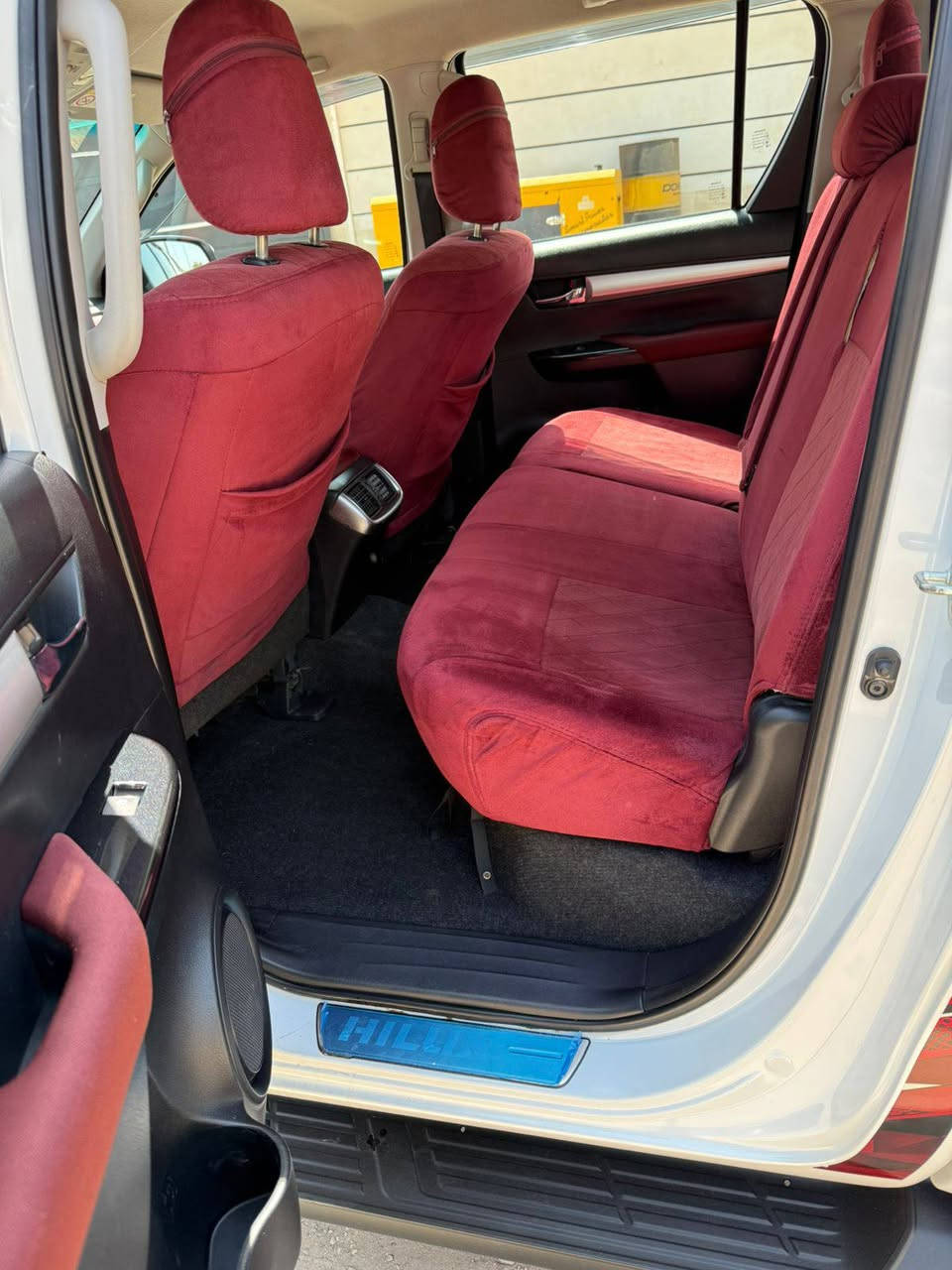 للبيع تيوتا هايلوكس سته سلندر تي ار دي 2023فول مواصفات تبريد امامي وخلفي وكشانت ومثبت سرعه شاحنة الا سلكي رقم اربيل تريد وكاله تريد تحويل ماشيه 89 الف عنوان واسط الزبيديه 
***********
