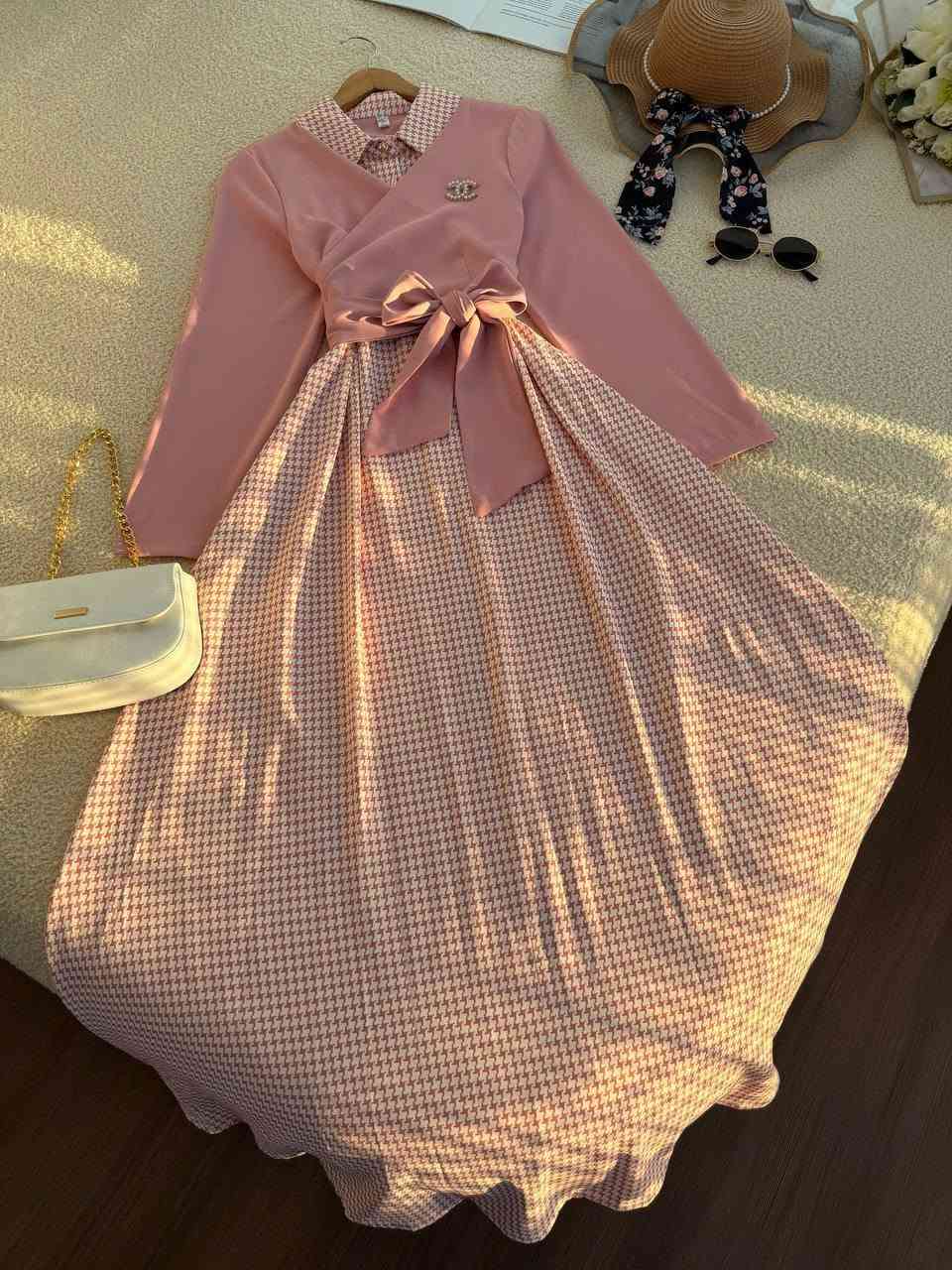✨ كل قطعة حكاية جديدة من الأناقة ✨

تصميماتنا لكِ: أناقة تتحدث بصوتك ✨

🍁 اختاري التفرد والجمال 🍁
🌼 مع أحدث تشكيلاتنا النسائية 🌼
🌟 وفي السماء رزقكم وما توعدون 🌟
 فستان خامه نيكول كلوش كولتي عالي
 
القياسات: 38، 40، 42، 44، 46، 48✨

للطلب و الاستفسار دايركت


**إذا كنت صاحب هذا الإعلان وتريد حذفه لأي سبب، رجاءا أرسل رسالة إلى الدعم الفني**