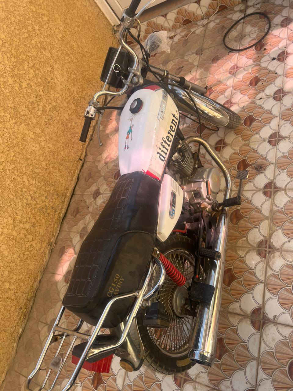 السلام عليكم
دراجه تايكر موديل 19 للبيع 
سعر 275 مكاني ديالى بعقوبه خان بني سعد


**إذا كنت صاحب هذا الإعلان وتريد حذفه لأي سبب، رجاءا أرسل رسالة إلى الدعم الفني**