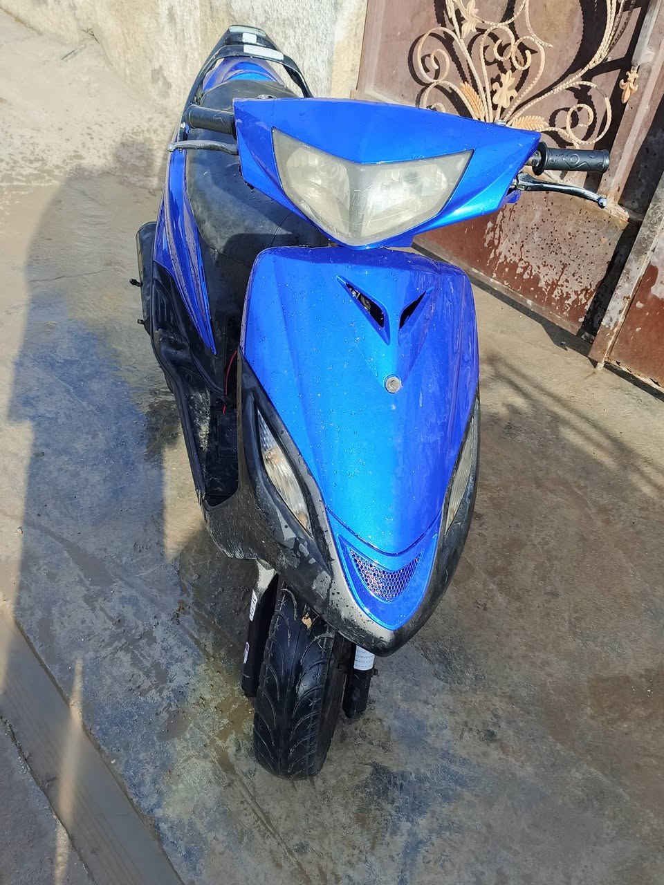 140 لبيع دراجه كامله مكمله بس يرادله
سلف فقط الدراجه شغاله سعره300 الف 
 او مراوس بدراجه يراني   شراي ينتصل او واتساب ***********    
مكاني بغداد ابو غريب
