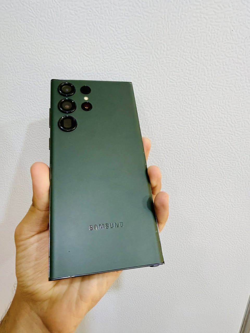 اس 23 الترا السعر : 465 الف فقط بلاش 🔥
ذاكره : 256

شرق اوسط 

خطين كله شغال وفول 

لون زيتوني 

السعر : 465 بلاش 🔥🔥🔥

بدون ملحقات فقط جهاز 

العنوان النجف حي الجزيره 

اتصال فقط *********** ☎️
