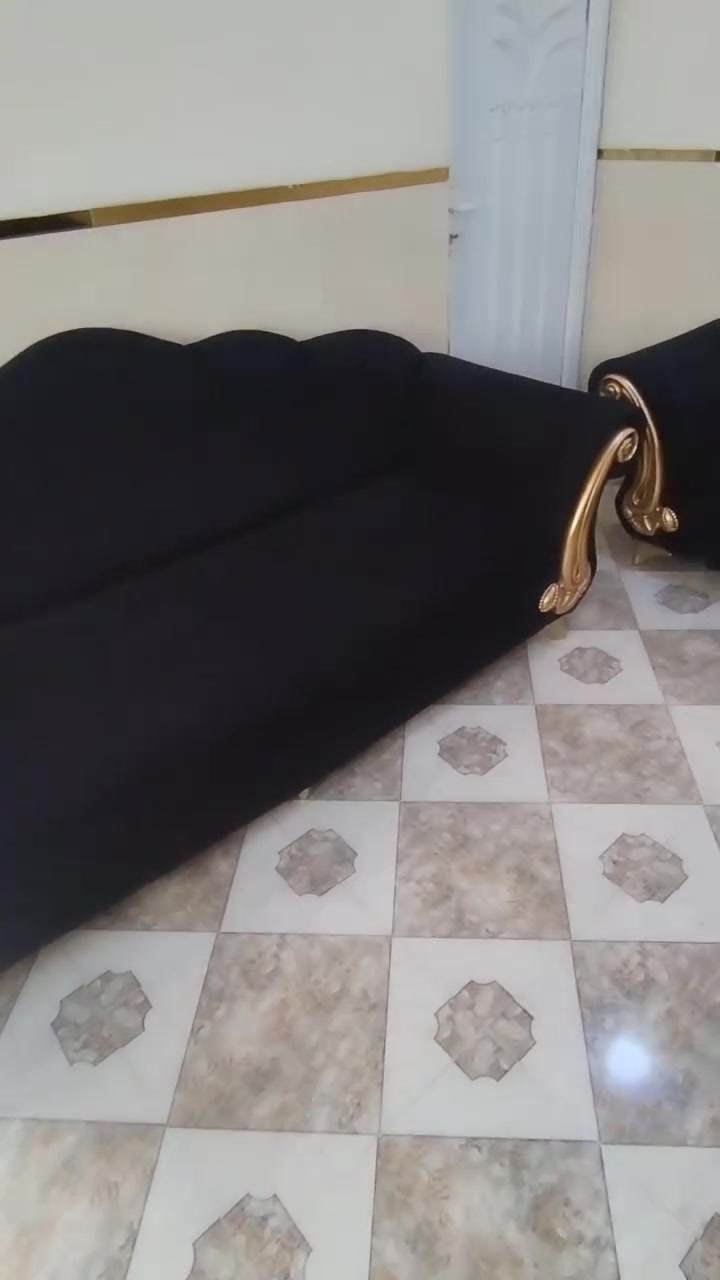 غراض بيت للبيع كلش نضيف للستفسار ***********
