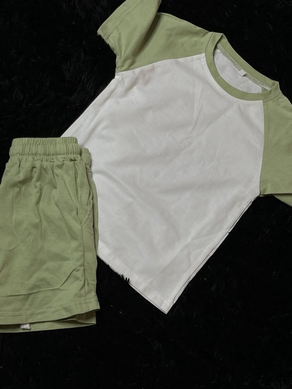 تركات اغلى قطعه ب٧ بقيه ٤ و٥. نسائي واطفال


**إذا كنت صاحب هذا الإعلان وتريد حذفه لأي سبب، رجاءا أرسل رسالة إلى الدعم الفني**