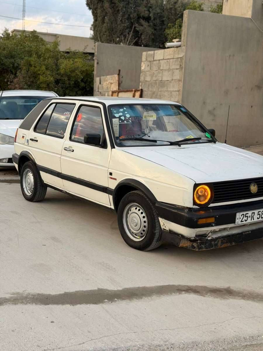 گۆڵڤ مۆدێل 1994سەنەوی نوێیە بەناوی خۆمانەوەیە دەفتەر بەنزی نی هەیە  یەک چاملغ بۆیاغە 
*********** كركوك, العراق
