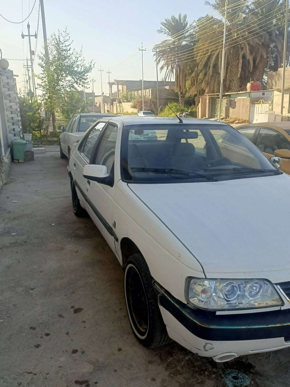 سلام عليكم اخوان بيجو 405 للبيع موديل 2013 رقم بغداد بسمي مكفوله من الصبغ ماعدى نص جاملغ خلفي فقط عوزه ترتيب شويه موضح كلشي بالفيديو مكينه وكير مكفولات تبريد تدفئه شغالات ترايك وين ميعجبك السعر 32 وبيه مجال مكان السياره ‏‪كربلاء طويريج هاتف ‏‪***********‬‏ سيد علي
