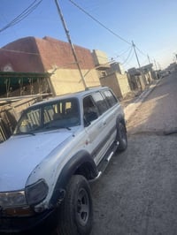 سلام وعيكم  لاندكوز  مديل٩٣ البيع. السعر.49 ٠٧٧٠٦٤٨٢٣٤٦