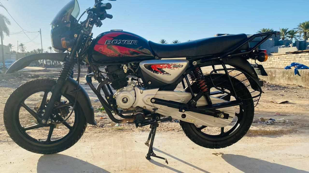 سلام عليكم دراجة بوكسر جبلي موديل 23 
مكفوله كفاله عامه محرك برغي مامفتوح بي
اوراق اصليه كامله اي نقص مابيه عنوان ديالى تقاطع القدس 
سعر مليون و400 بيه مجال لشراي رقم صاحبه ***********
