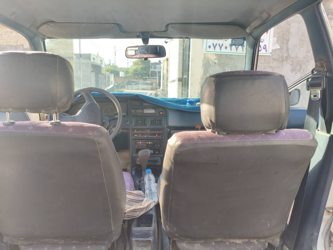 السلام عليكم.....................
كورلا موديل 1990 بسمي مداور ثاني يوم ( مكينه وكير وحداديه ودوشمه وكاعيه نضيفه)  السعر 38 وبيها مجال للاستفسار ***********
