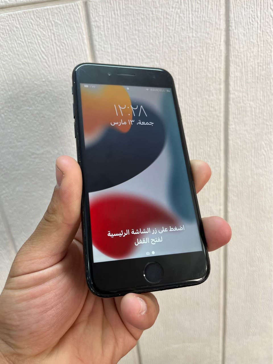 ايفون 7جهاز نضيف مال بيت شرط أنطيك كلشي شغال وبصمه شغال شاشه بلادي فقط بطاريه مبدل جديد🔋100
شراي تعال خاص او خابر ***********☎️ كركوك, العراق
