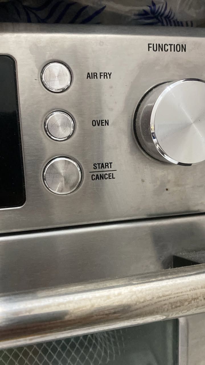 اوفن وفرن وقلايه هوائية كلهن بجهاز واحد  للبيع بسعر 150 نظيف كلش أمريكي


**إذا كنت صاحب هذا الإعلان وتريد حذفه لأي سبب، رجاءا أرسل رسالة إلى الدعم الفني**