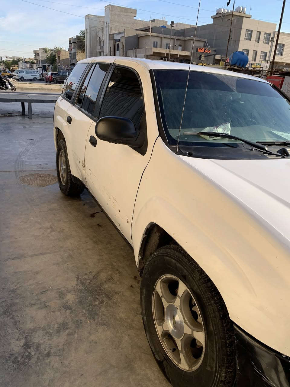 للبيع بلايزر مال مزاد انطيك بيهة وكالة باكود السعر ٣٢ مكان بغداد ***********
