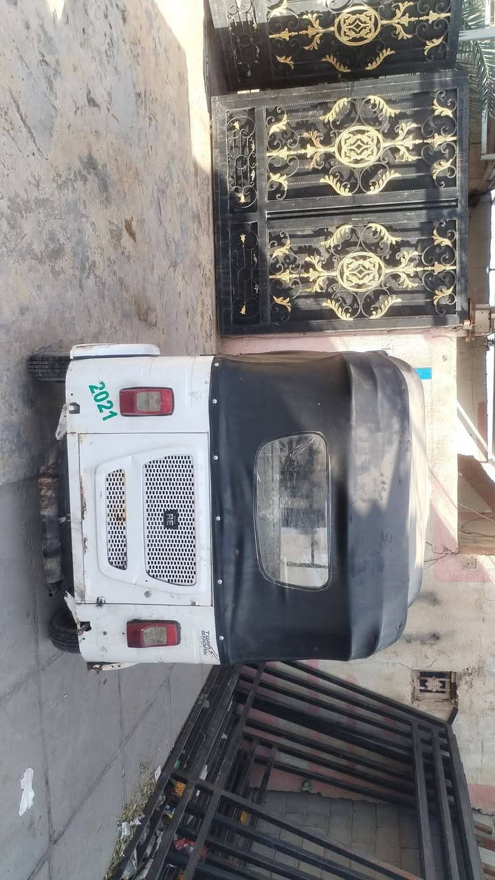 السلام عليكم اخوان تكتك باجات للبيع 21 رقم وسنويه تحويل ثاني يوم تكتك كدام عينكم حته غسل ما غاسلها شتريتلي سياره وتركتها يرادلها شويه ترتيب لان انا ما اعرف ارتب السعر خاص وبس الشراي يخابر او يراسل فدوه رحتلكم ما متوفر فيس فقط رقم اتصال او واتساب مكاني البصره القبله وبخدمتة الشراي ***********
