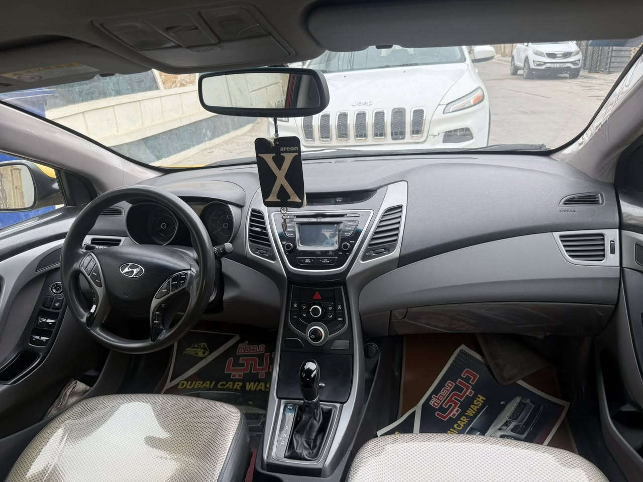 السلام عليكم النترا موديل 2015بسمي السياره مبدل بيها باب وجاملغ مكفوله من لغد وشاصي رقم بغداد الجديد هزه جديده 
ماشيه 179حقيقي سعرها 110وبيها مجال بسيط حك الجيه مكاني بغداد الجديده رقمي***********
