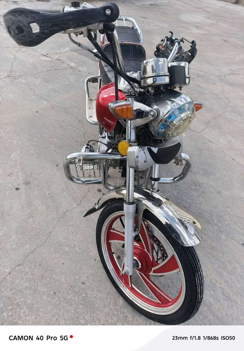 موطور جني موديل 2018 للبيع 
تشغيل عن بعد 
انبي اثري شركه 
نضافه فول محرك مامفتوح شرط 
عايزو بس باتري فقط للتواصل ***********
السعر خاص
