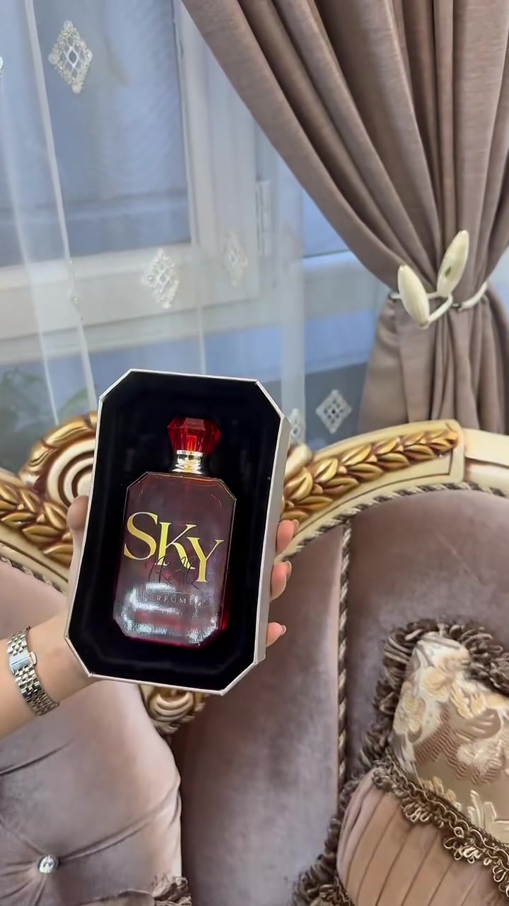 العطر الكريمي 🔥

عطر نيش فاخر بطابع جذاب وفوحان قوي جداً
مزيج راقي من التوت، الزعفران، الجلد والعود ✨

✔️ ثبات عالي
✔️ فوحان ملفت
✔️ رائحة فخامة وجاذبية من أول رشة

📩 للحجز وطلب المنتج راسلنا خاص
واتس اب ***********
🚚 توصيل لجميع المحافظات
#fyp #العراق #foryou #capcat #2026 #نسائي 
#عطر #explor #واتس
