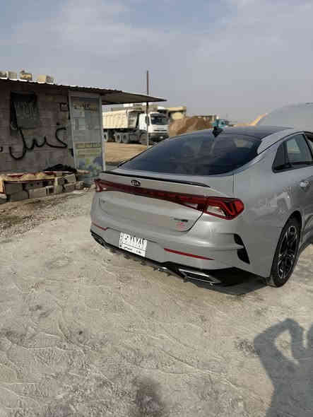 السلام عليكم أوبتيما K5موديل 2021 فول مواصفات بانو راما السياره جديده بدون ايرباك حادث موضح بصور مكينه1600 تيربو رقم بغداد تحويل ثاني يوم  السياره جاهزه مكان السياره واسط الكوت السعر 188وبيه مجال هاتف ***********
