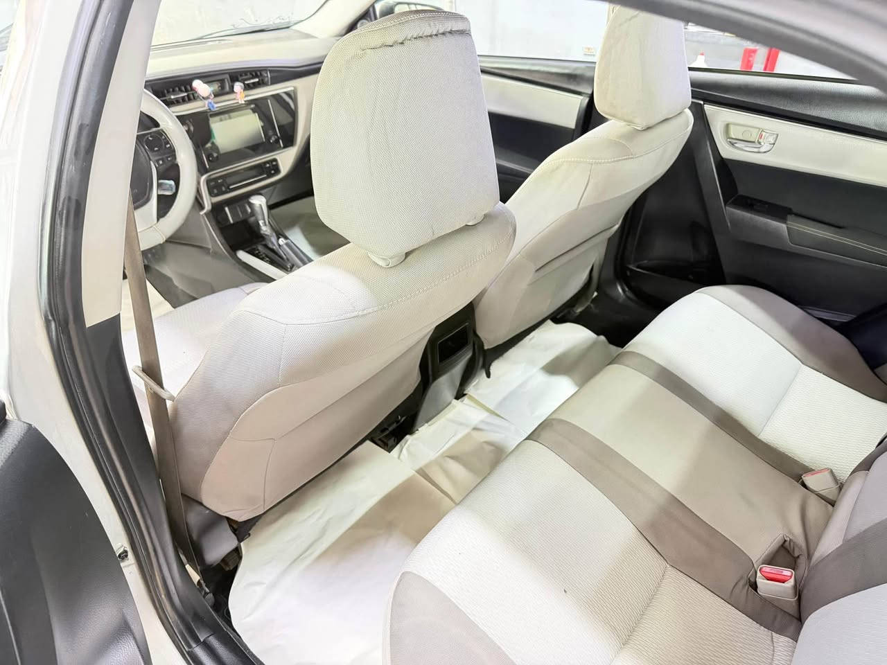 سلام عليكم 

تويوتا كورلا 2018 

الضرر/ فقط جامرلغ الخلفي السائق صبغ وبدون اي دواخل

وبدون ايرباك شرط

وبيها بطاقة بنزين مالتها

وماشيه 153 الف كيلو متر

رقم صاحب السيارة / *********** كركوك, العراق
